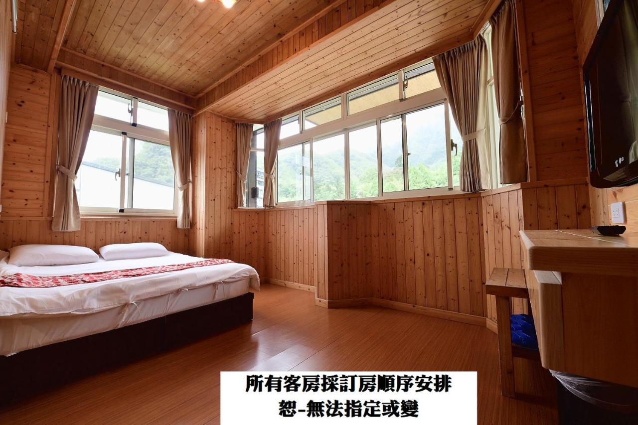 溪頭桂竹山莊民宿 Lugu Bagian luar foto